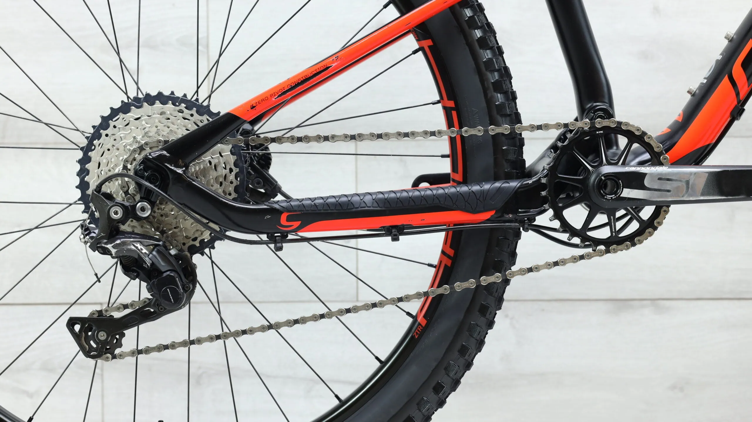2017 Cannondale Habit Carbon 3  Mountain Bike - Medium
