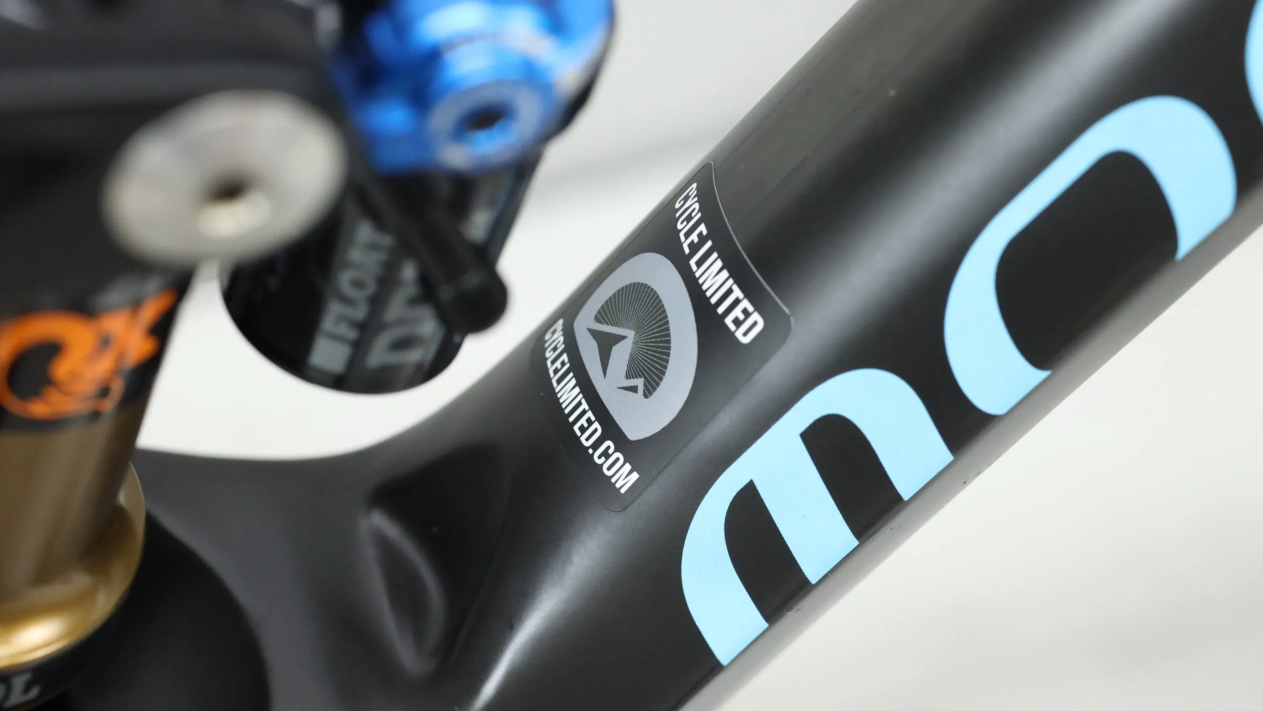 2018 Mondraker Foxy Carbon RR SL  Mountain Bike - Medium