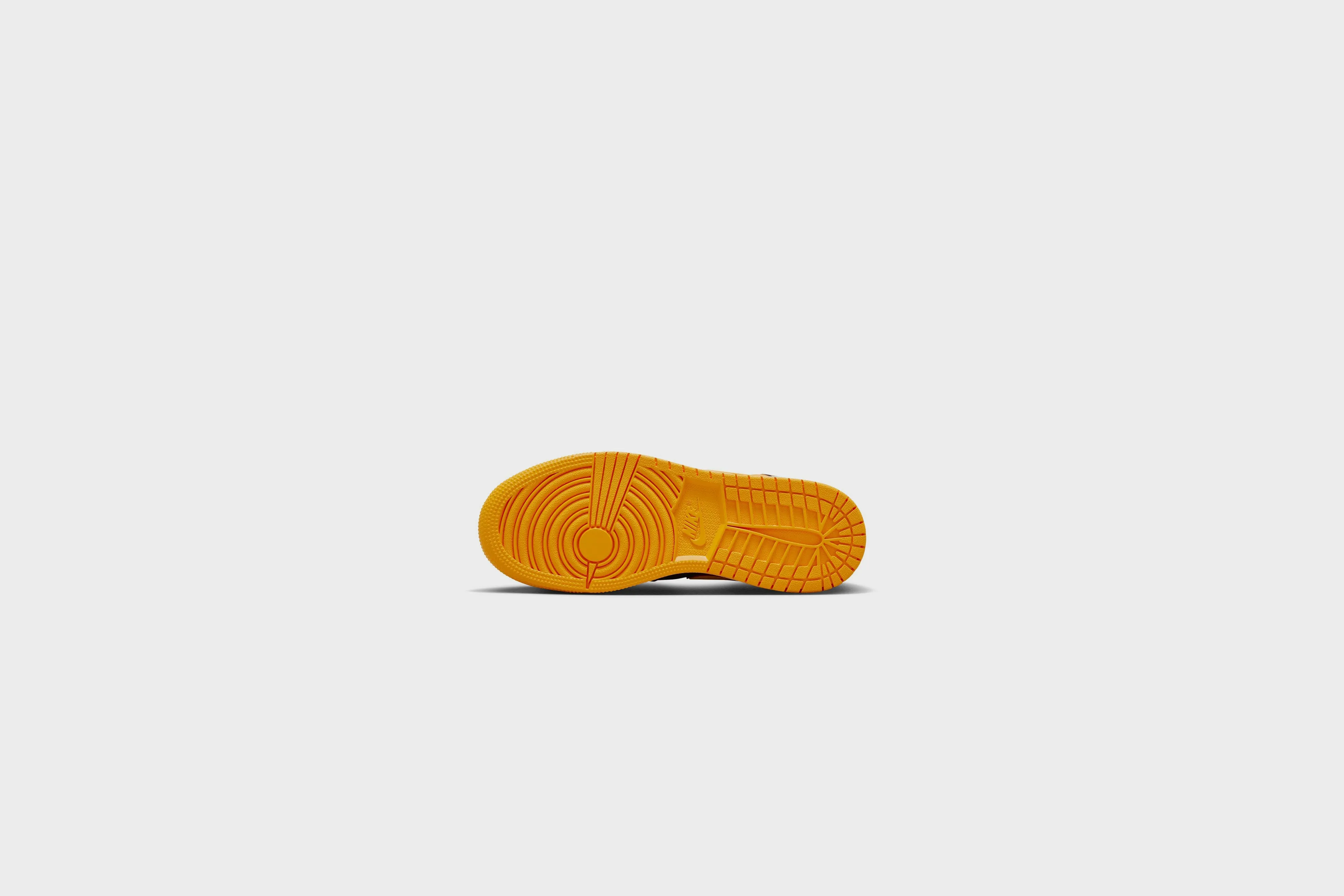 Air Jordan 1 Mid SE (GS) (Black/Vivid Orange)