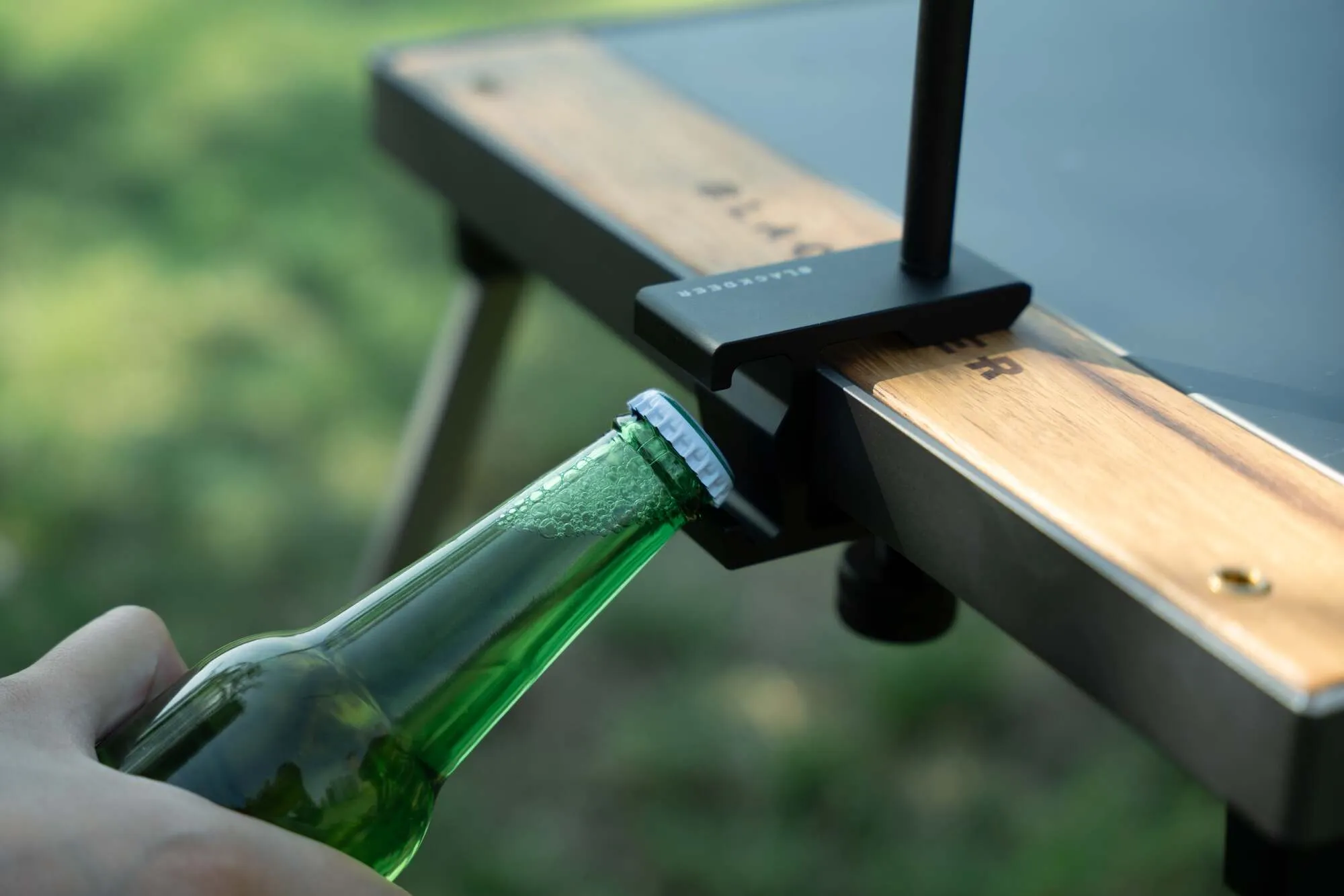 BLACKDEER Traveler Desk Multi-Purpose Lamp Pole