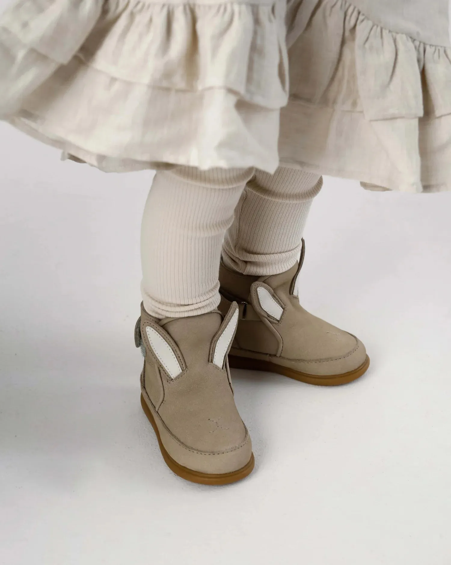 Dubu Classic Shoes - Bunny - Taupe Nubuck