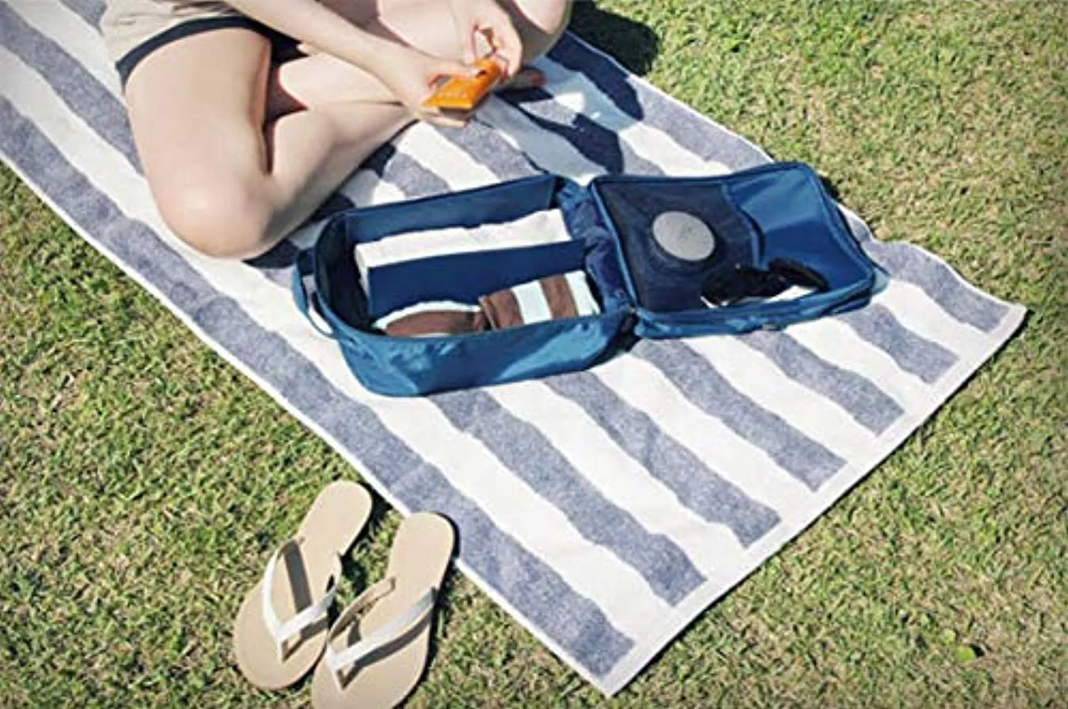 Electomania Travelling Shoe Storage Bag Waterproof Storage Footwear Organiser Pouch (Navy Blue)