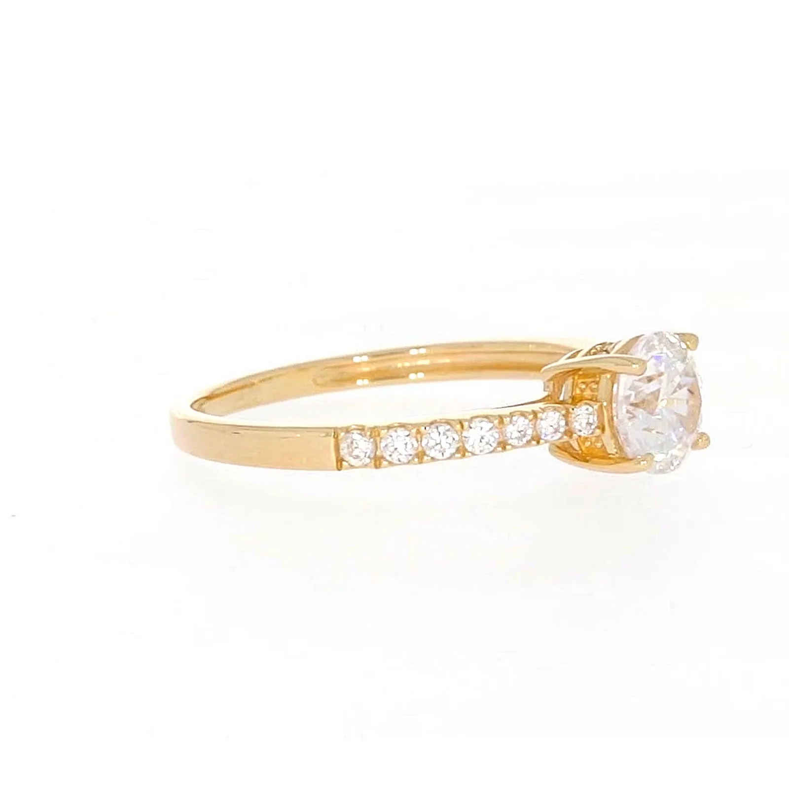 HUSH 9ct Yellow Gold Round Brilliant Cut with 1 CARAT tw of Diamond Simulants Ring