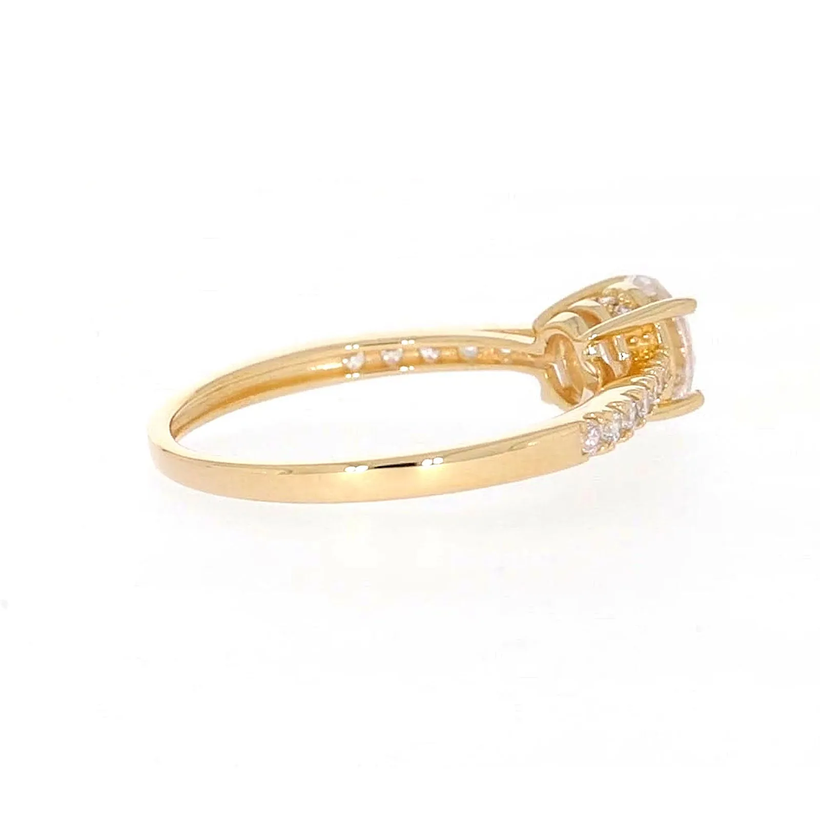 HUSH 9ct Yellow Gold Round Brilliant Cut with 1 CARAT tw of Diamond Simulants Ring