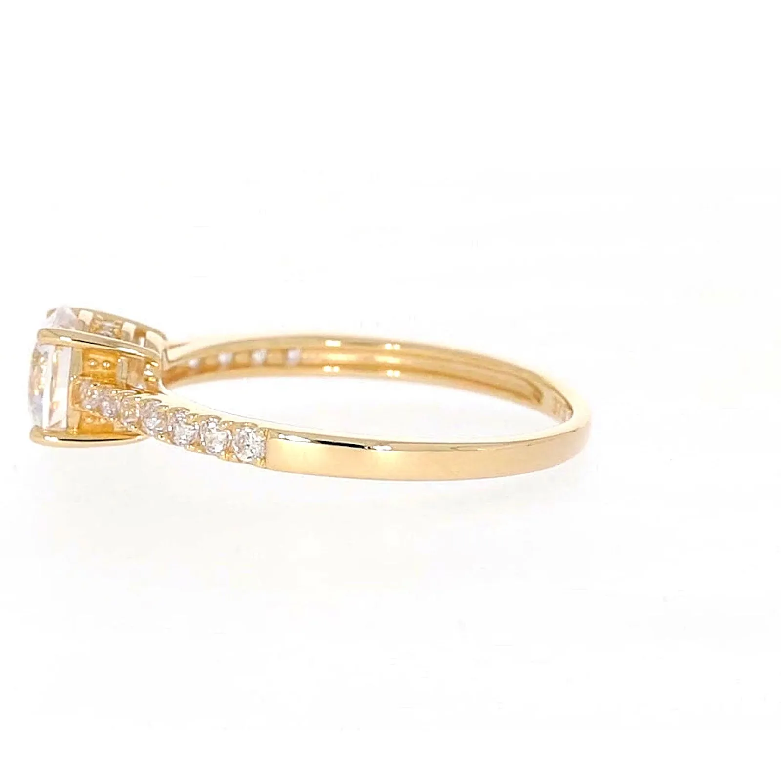 HUSH 9ct Yellow Gold Round Brilliant Cut with 1 CARAT tw of Diamond Simulants Ring