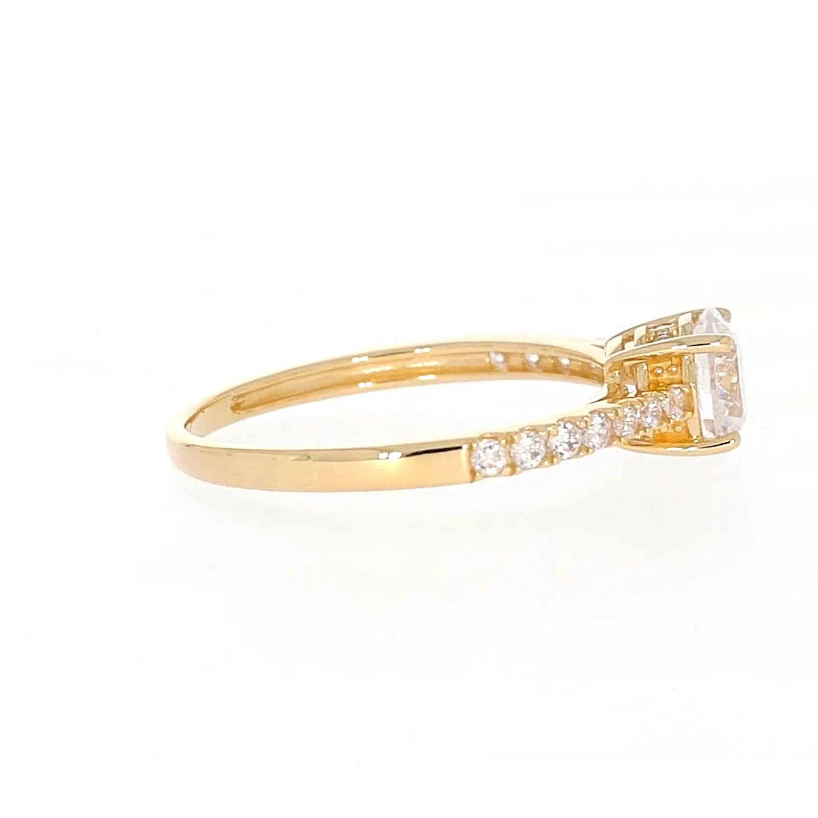 HUSH 9ct Yellow Gold Round Brilliant Cut with 1 CARAT tw of Diamond Simulants Ring