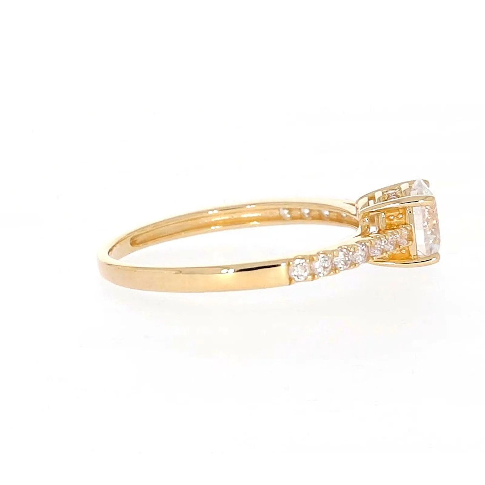HUSH 9ct Yellow Gold Round Brilliant Cut with 1 CARAT tw of Diamond Simulants Ring