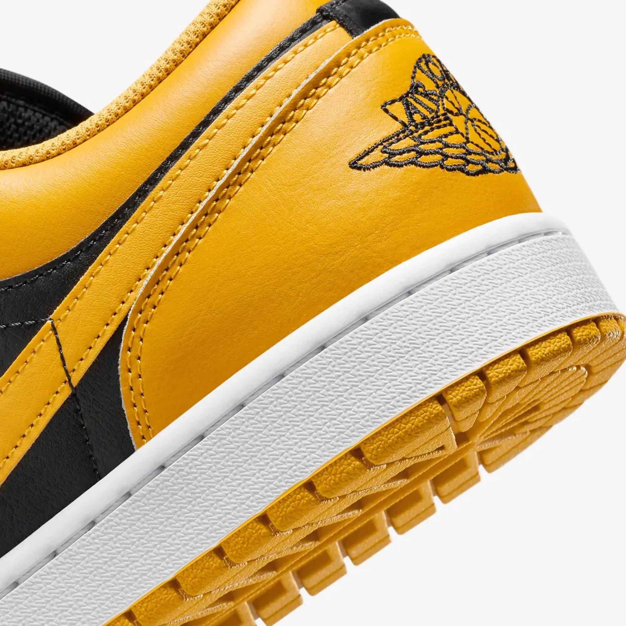 Jordan | AIR JORDAN 1 LOW  { BLACK/YELLOW OCHRE-WHITE
