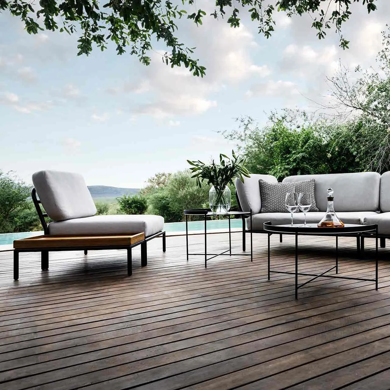 Level Outdoor Coffee Table