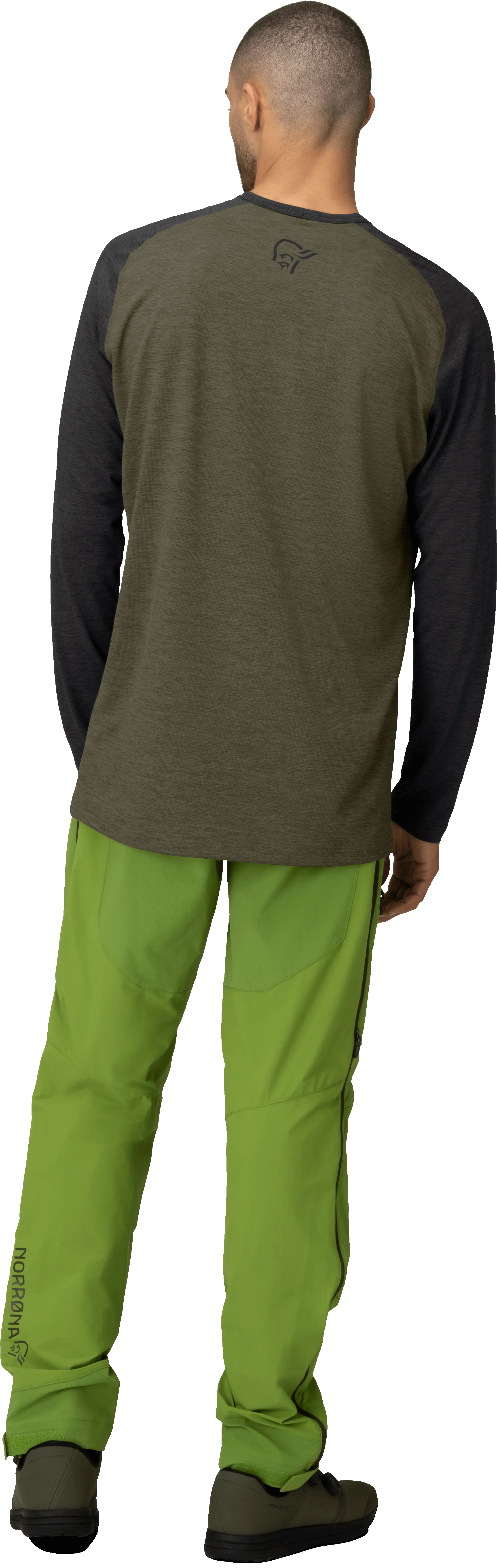 Norrøna Men&#x27;s Fjørå Equaliser Lightweight Long Sleeve Olive Night | Buy Norrøna Men&#x27;s Fjørå Equaliser Lightweight Long Sleeve Olive Night here | Outnorth